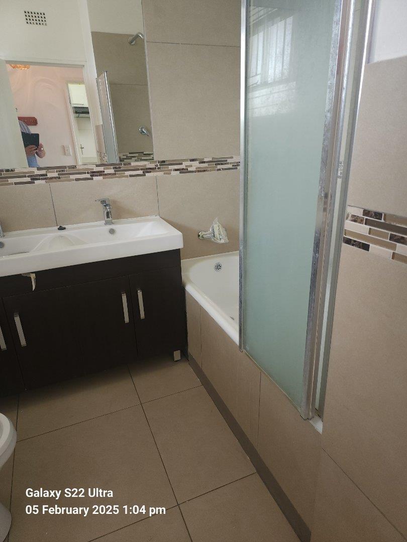 1 Bedroom Property for Sale in Parkland Western Cape